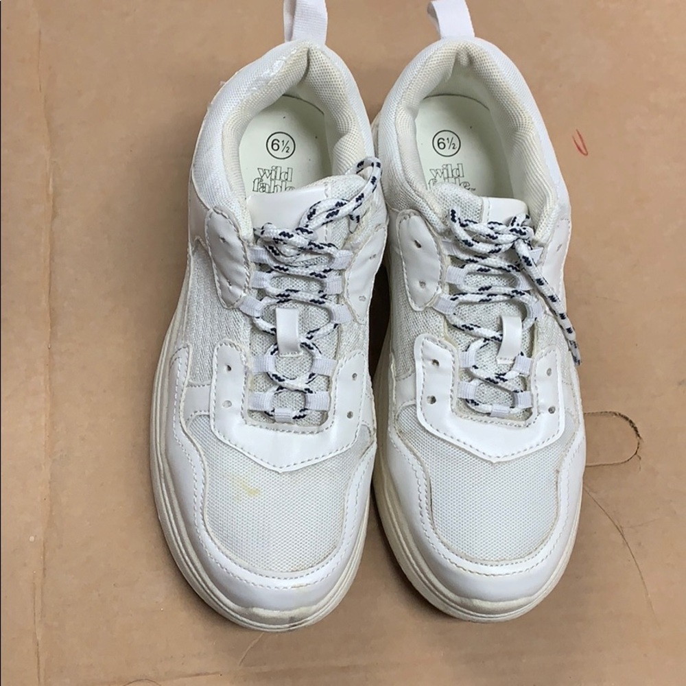 Wild fable shoe